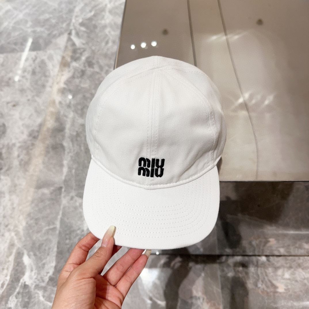 Miu Miu Caps